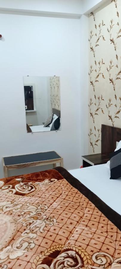 Shree Gorakhnath Guest House Ayodhya 외부 사진