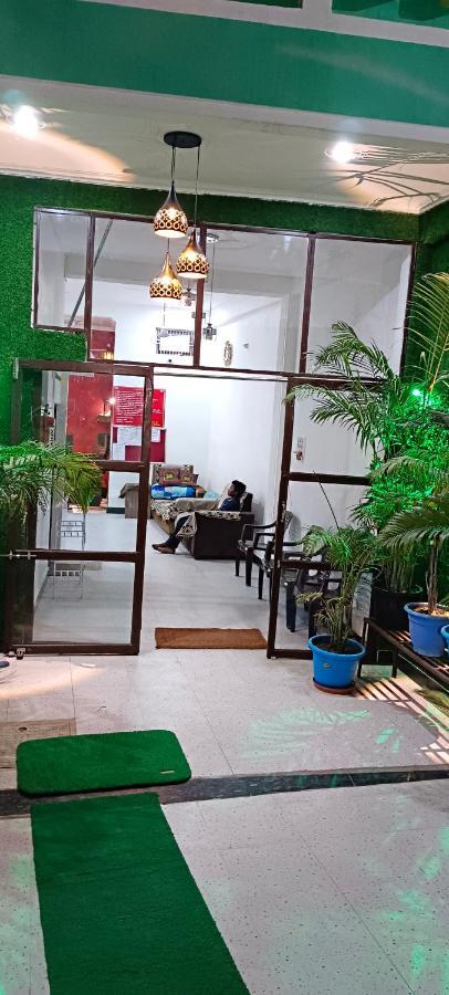 Shree Gorakhnath Guest House Ayodhya 외부 사진
